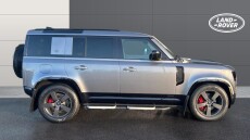 Land Rover Defender 3.0 D300 X-Dynamic HSE 110 5dr Auto Diesel Estate